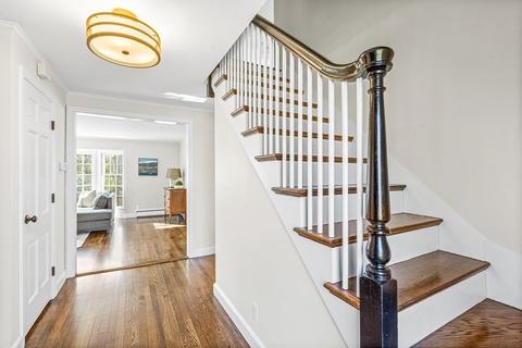 11 Trinity Ct, Wellesley, MA 02481 photo 10