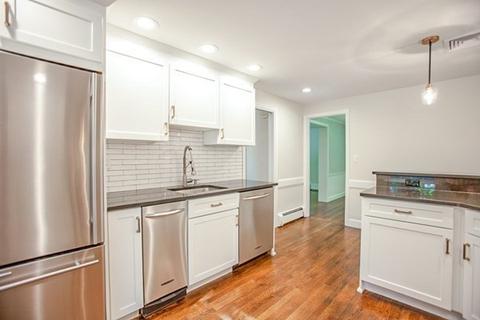 11 Trinity Ct, Wellesley, MA 02481 photo 11