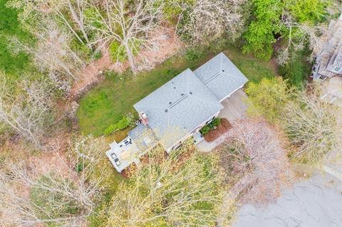 11 Trinity Ct, Wellesley, MA 02481 photo 24