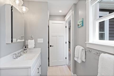 137 Harding Ter, Dedham, MA 02026 photo 34