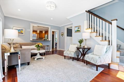 137 Harding Ter, Dedham, MA 02026 photo 6