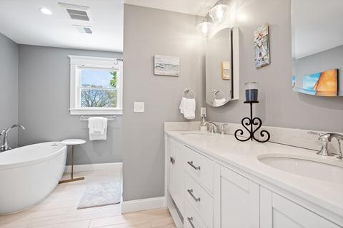 137 Harding Ter, Dedham, MA 02026 photo 23