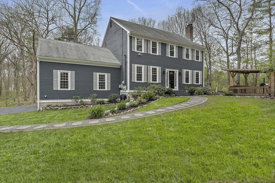 11 Hodges Rd a, Foxboro, MA 02035 35 Photos MLS 72980026 Movoto