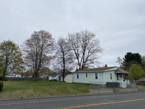 561 Granby Rd, Chicopee, MA 01013 photo 19