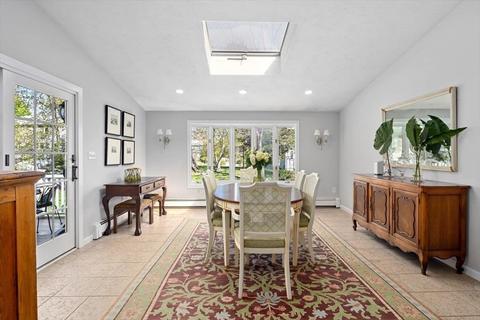 8 Stonegate Ln, Hingham, MA 02043 photo 12