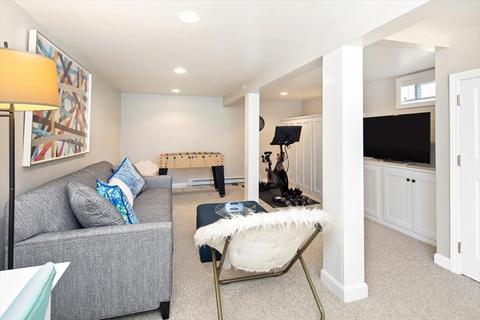 8 Stonegate Ln, Hingham, MA 02043 photo 25