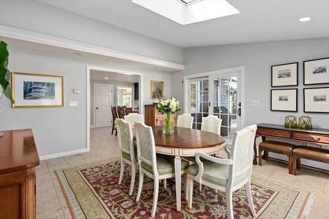 8 Stonegate Ln, Hingham, MA 02043 photo 11