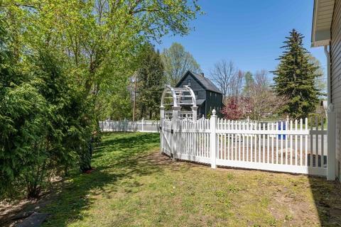 10 Knipfer Ave, Easthampton, MA 01027 photo 21