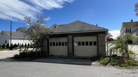 352 School St, Webster, MA 01570 photo 5