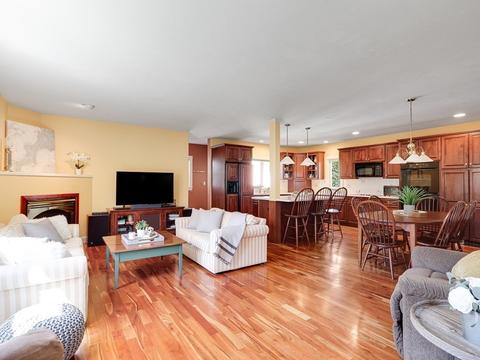 71 Upland Rd, Needham, MA 02492 photo 8