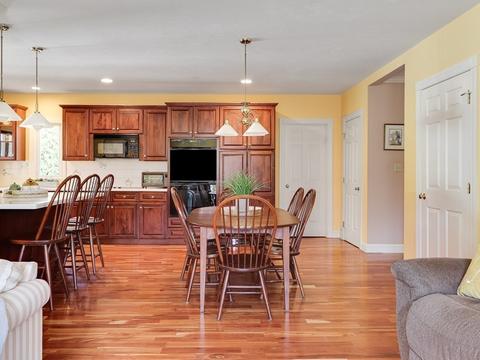 71 Upland Rd, Needham, MA 02492 photo 10