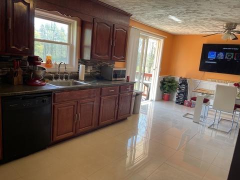 1764 Pleasant St, Athol, MA 01331 photo 15