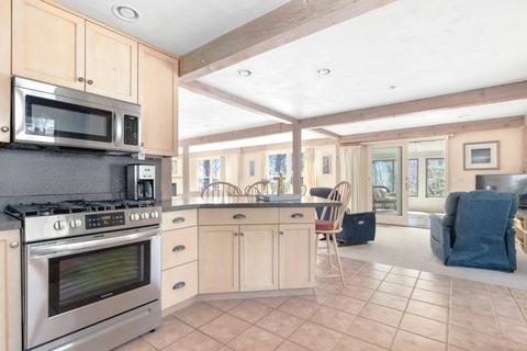 24 Captains Row, Mashpee, MA 02649 photo 4