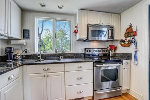 4 Sycamore Ln, Hingham, MA 02043 photo 15