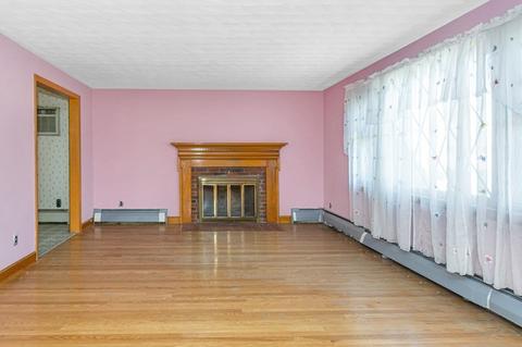 135 Estes St, Everett, MA 02149 photo 5