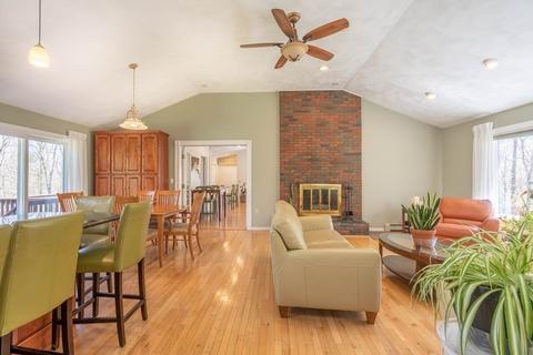 47 Colonial Rd, Sutton, MA 01590 photo 6