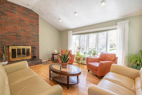 47 Colonial Rd, Sutton, MA 01590 photo 7
