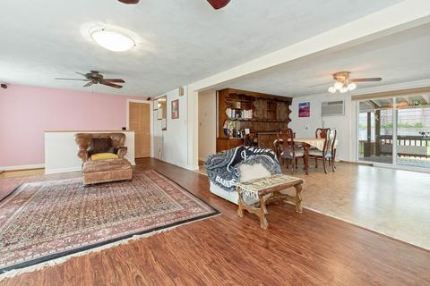 39 Hillside Rd, Dracut, MA 01826 photo 11