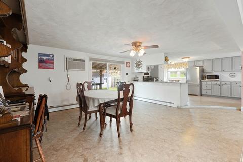 39 Hillside Rd, Dracut, MA 01826 photo 8