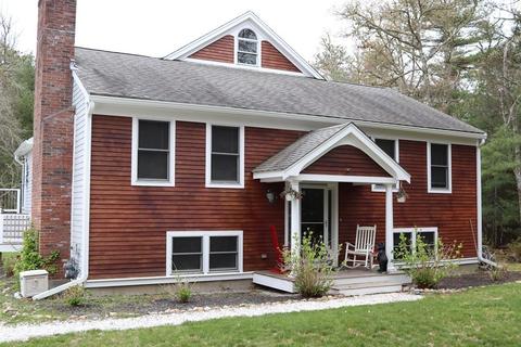 92 Blue Castle Dr, Mashpee, MA 02649 photo 1