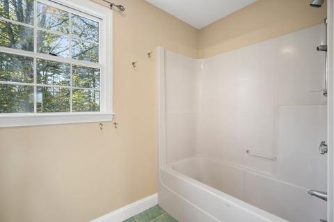33 Forest St, Dunstable, MA 01827 photo 22
