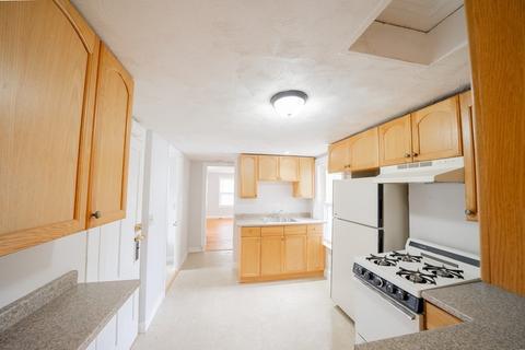 514 Hanover St, Fall River, MA 02720 photo 28