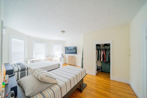 514 Hanover St, Fall River, MA 02720 photo 35