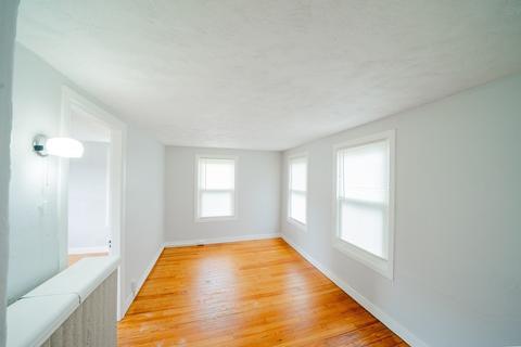 514 Hanover St, Fall River, MA 02720 photo 31