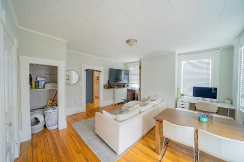 514 Hanover St, Fall River, MA 02720 photo 38