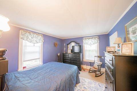 514 Hanover St, Fall River, MA 02720 photo 23