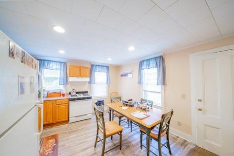 514 Hanover St, Fall River, MA 02720 photo 22