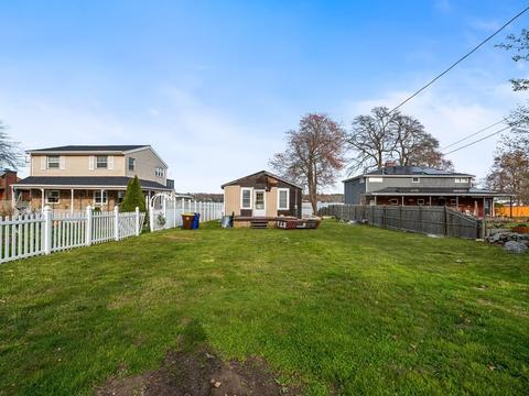 38 Judge St, Fall River, MA 02721 photo 3