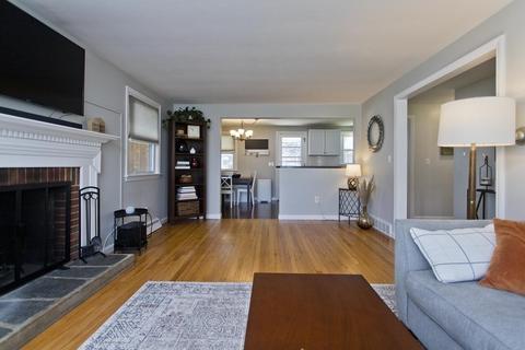 19 E Allen Ridge Rd, Springfield, MA 01118 photo 15