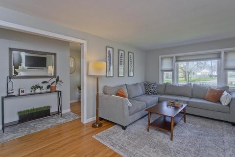 19 E Allen Ridge Rd, Springfield, MA 01118 photo 16