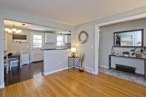 19 E Allen Ridge Rd, Springfield, MA 01118 photo 10