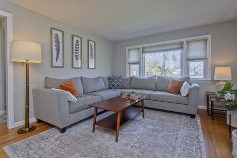 19 E Allen Ridge Rd, Springfield, MA 01118 photo 12