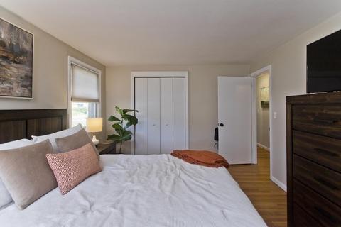 19 E Allen Ridge Rd, Springfield, MA 01118 photo 23