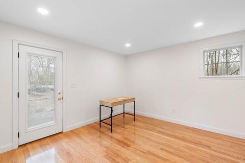 107 Dodge St #E, Beverly, MA 01915 photo 3