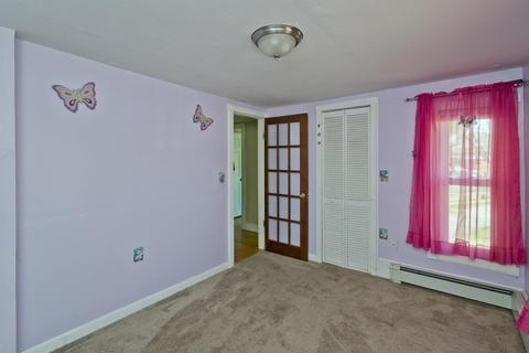 4 Laurel St, Chicopee, MA 01020 photo 23