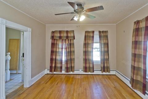 4 Laurel St, Chicopee, MA 01020 photo 14