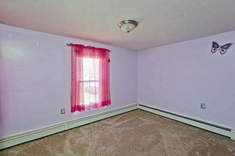 4 Laurel St, Chicopee, MA 01020 photo 22