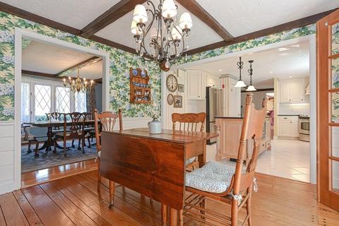 37 Walnut St, Upton, MA 01568 photo 8