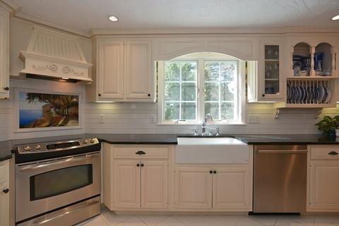 37 Walnut St, Upton, MA 01568 photo 5