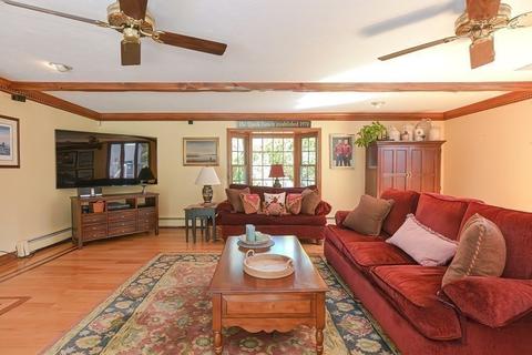 37 Walnut St, Upton, MA 01568 photo 17