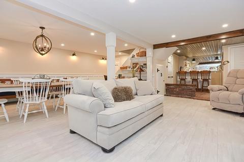 37 Walnut St, Upton, MA 01568 photo 32