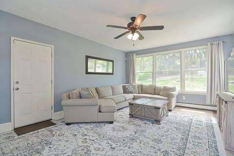 7 Irving Dr, Walpole, MA 02081 photo 7