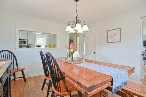 7 Irving Dr, Walpole, MA 02081 photo 12
