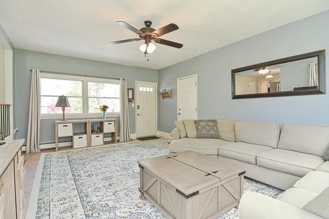 7 Irving Dr, Walpole, MA 02081 photo 9