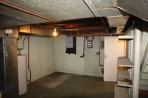 76 Wayside St, Springfield, MA 01118 photo 27