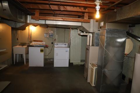 76 Wayside St, Springfield, MA 01118 photo 26
